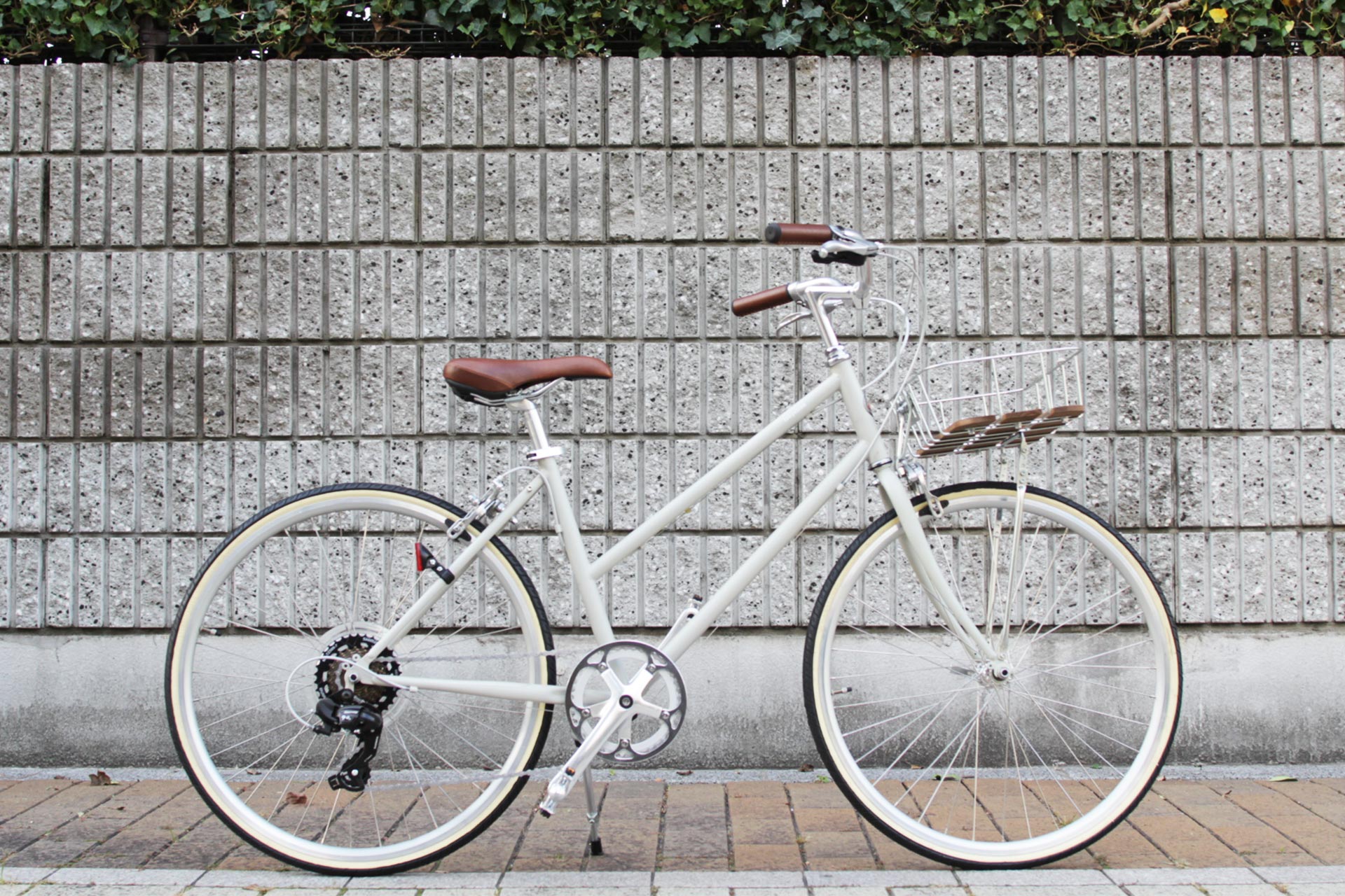 Tokyobike Bisou 26 にオシャレカゴをカスタム Kurashi Cycle