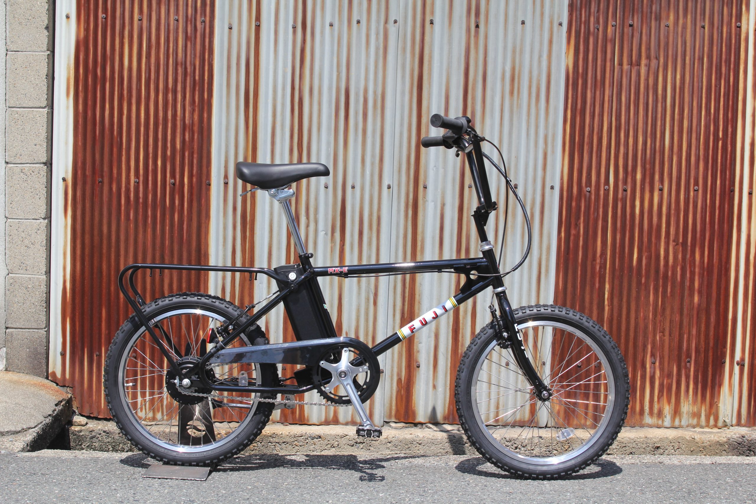 FUJI『MX-E』レトロなBMXタイプの電動アシスト車。
